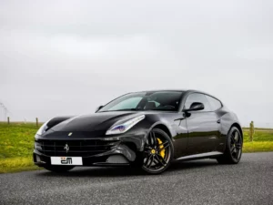 Ferrari-FF-6-3-V12-dealer-maint-2e-owner-4