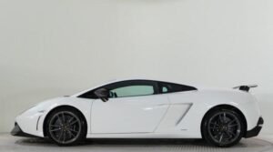 Gallardo Superleggera 5.2 LP570-4 Edizione Technica 9-KJJ-34 Maasen auto Groep Alphen ad Rijn aug2014 MP 002spiegel