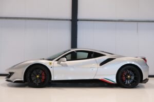 collectorscar-2019-ferrari-488-pista-piloti-4